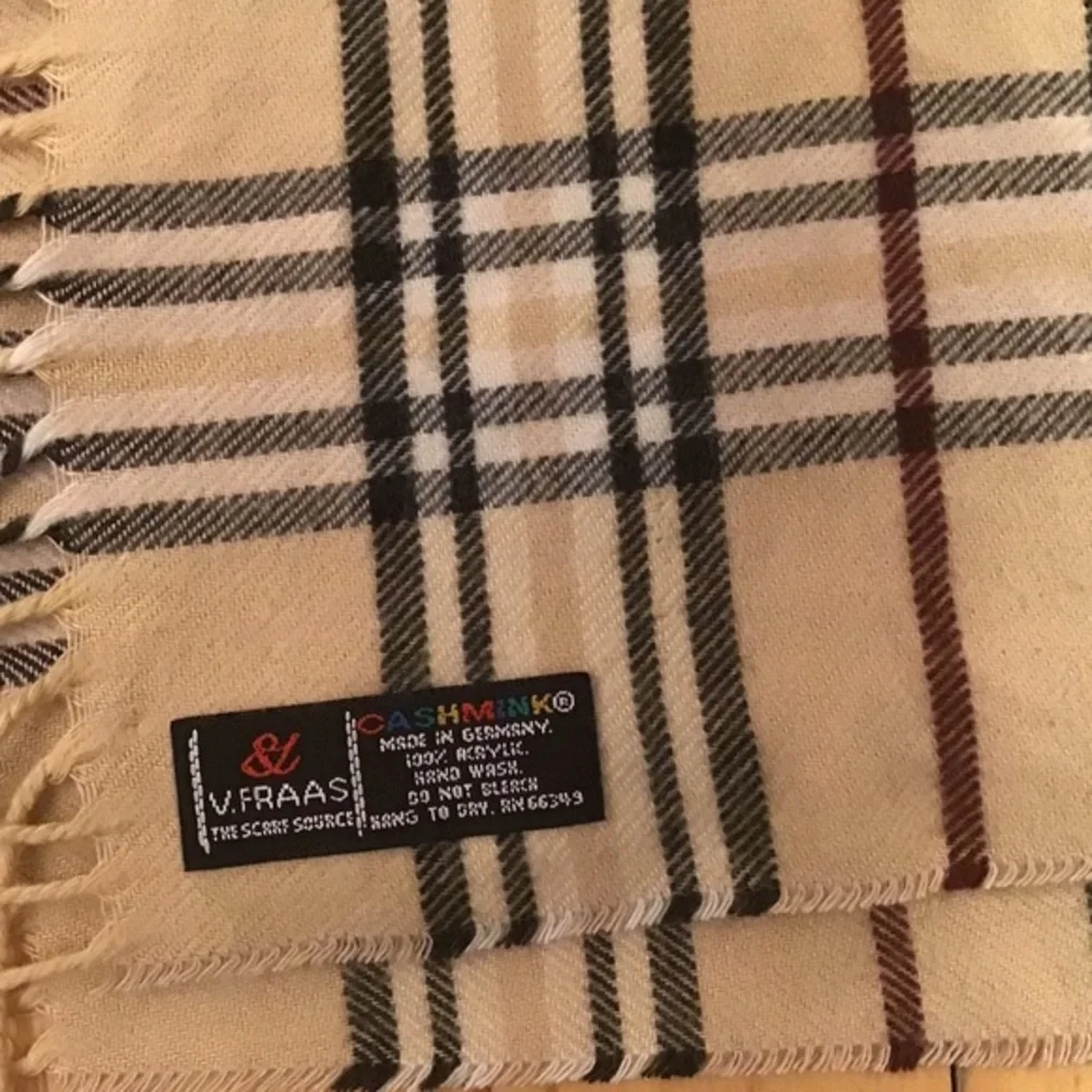V FRASS Cashmink Scarf Plaid